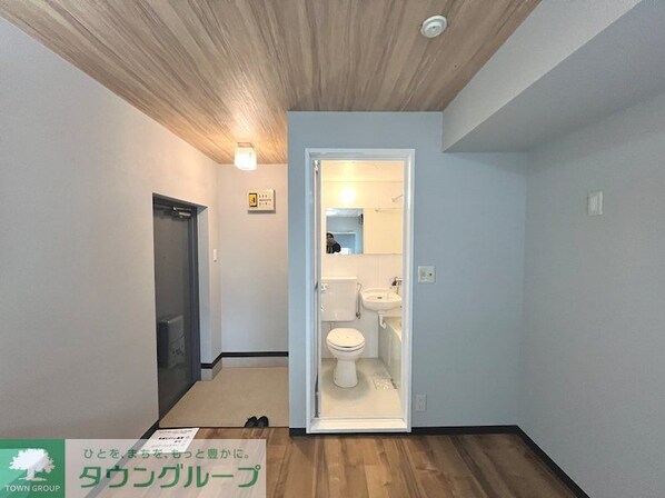 ReDEAL国立WESTの物件内観写真